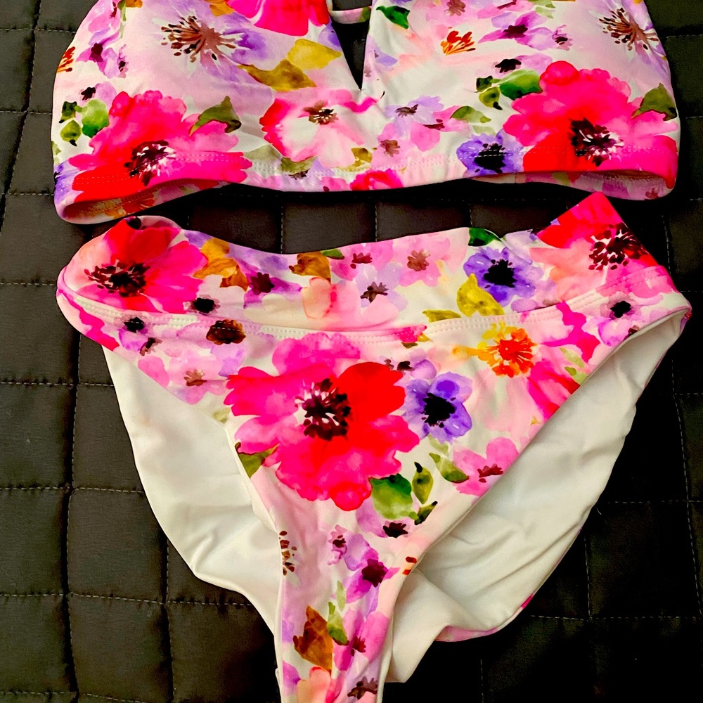 Salty honey bikini, Medium top & bottom